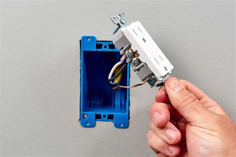 wiring receptacle box installation